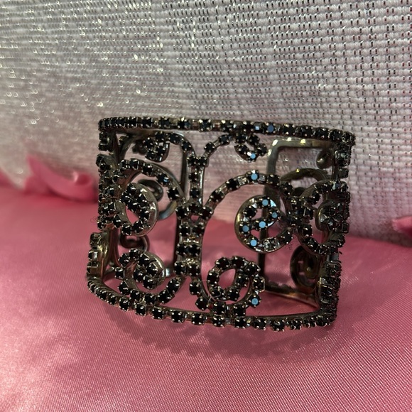 Vintage Jet Black Crystal Cuff Bracelet with Swirl Design - Picture 6 of 13